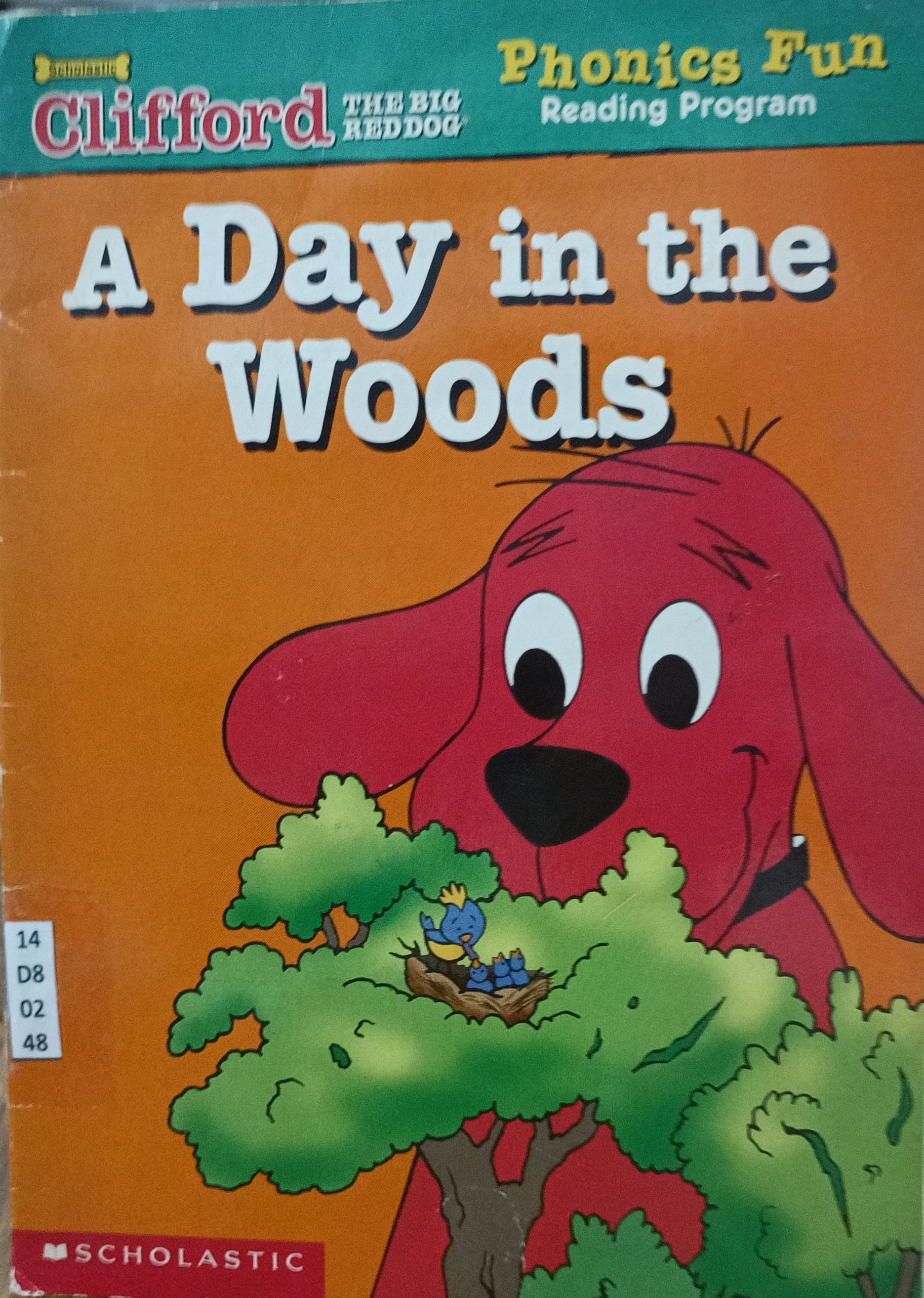 Phonics Fun Reading Program Book 7: A Day in the Woods